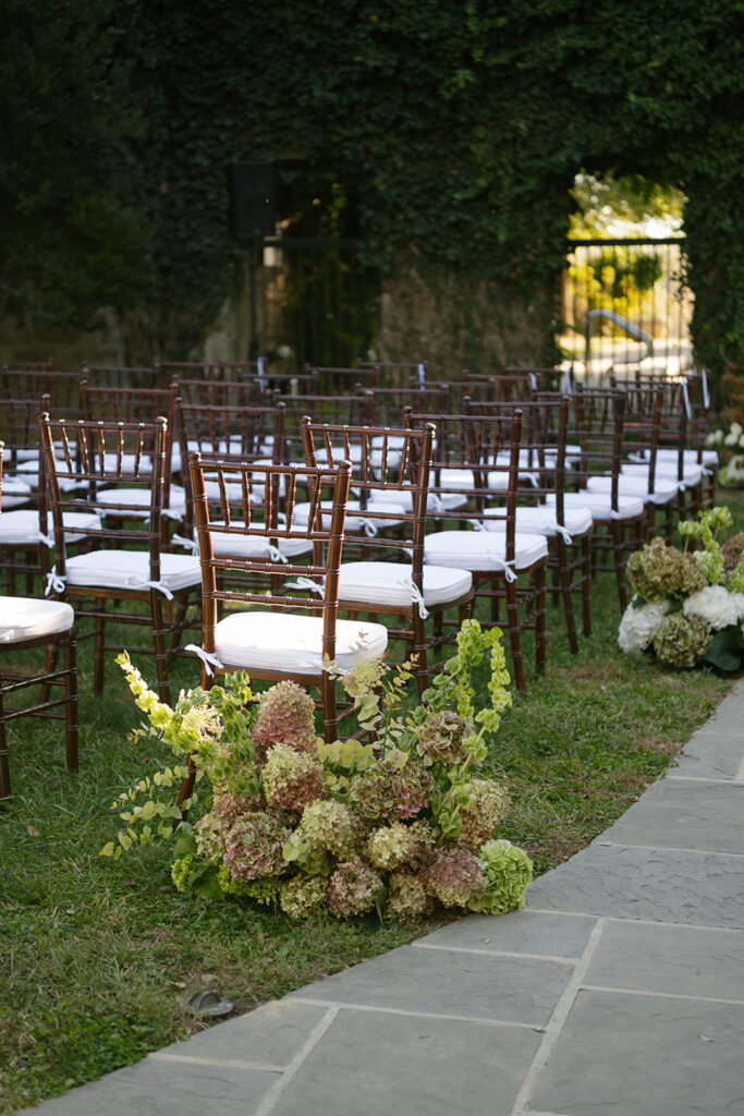 oodstone Inn and Restaurant wedding venue on 265 acres in Middleburg Virginia horse and wine country